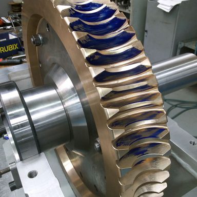 Anem Group - Manufacturing and repairing reducer gearboxes for the mining industry - Manufacture of reducer gearboxes for fertiliser/phosphate loading gantry crane