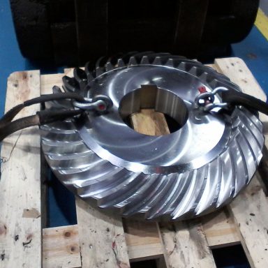 Anem Group - Fabricación y reparación de reductores y multiplicadores para el sector de papeleras - Fabricación reductor Power C2NV-450.